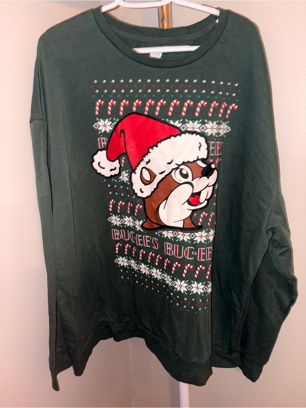 3X Buc-ee's Holiday Graphic Sweatshirt - Dark Green with Red & White